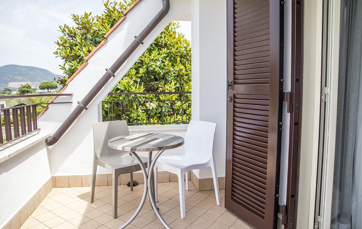 B&B Villa Tiziano Terracina Exterior photo